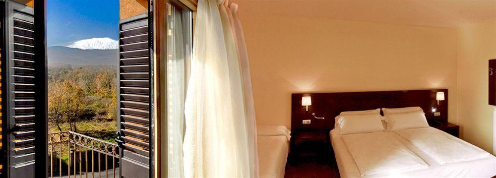 Hotel Il Nido Dell'Etna Linguaglossa Esterno foto